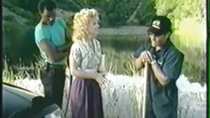 Trzech skurwysynów niszczy darmowe erotyczne filmy wszystkie dziurki blondynki